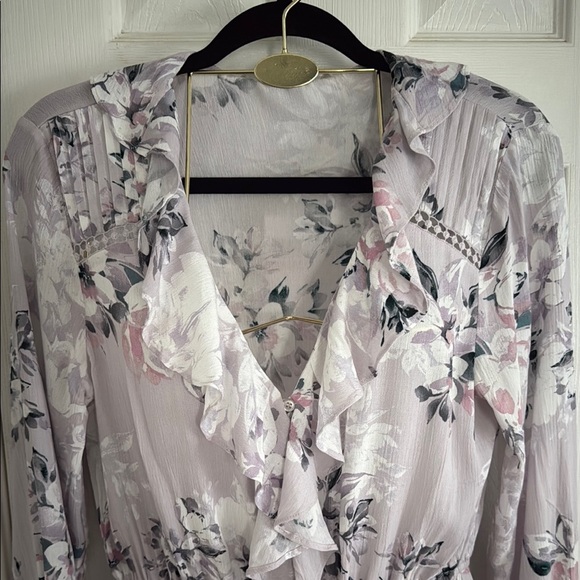 American Rag Cie Purple Blouse with Ruffled Details #475 - Picture 2 of 8